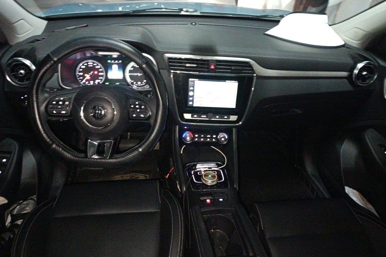 MG EZS Electric 2019 car image #12