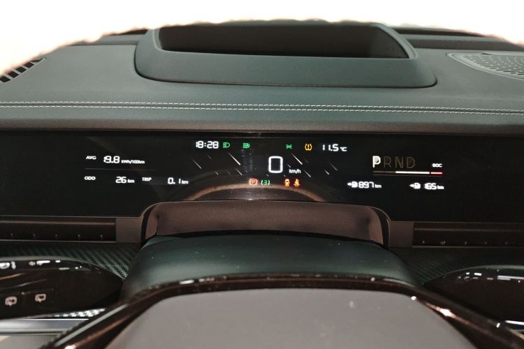 哪吒汽车 哪吒S猎装 2025 汽车图片 #12