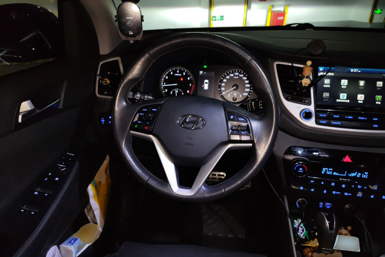 现代 途胜 2015 汽车图片 #12