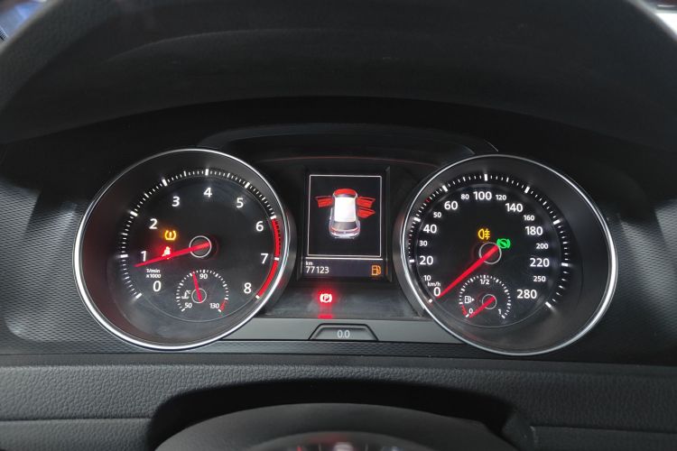 Volkswagen GolfGTI 2016 car image #12