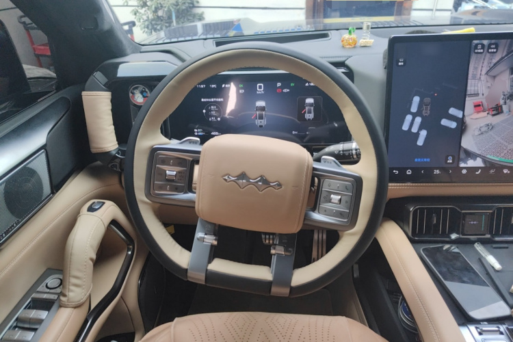 FangChengBao Leopard 8 2025 car image #12