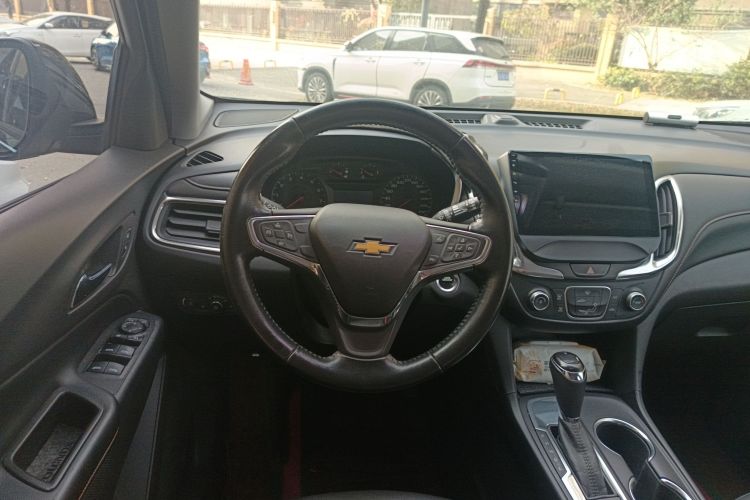 Chevrolet Equinox 2020 #12 Chevrolet Equinox 2020 car image #12