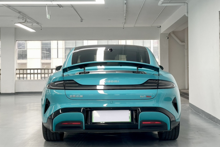 MI SU7 2024 car image #12