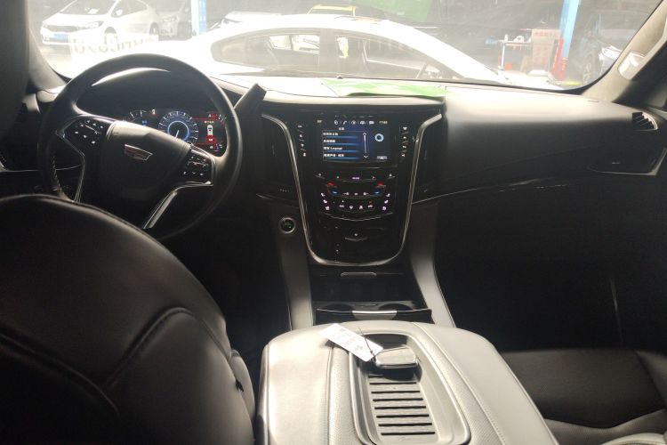 凯迪拉克 凯雷德ESCALADE 2019 汽车图片 #12