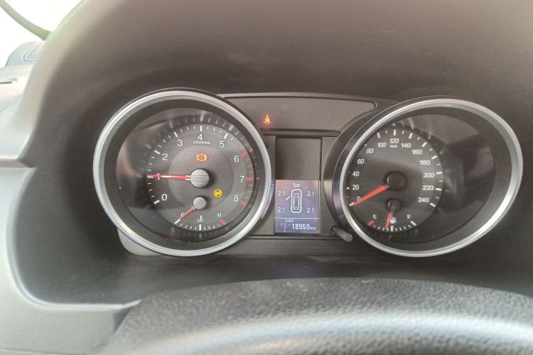 Haval M6 2018 #12 Haval M6 2018 car image #12