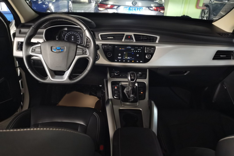 GEELY Boyue 2016 car image #12