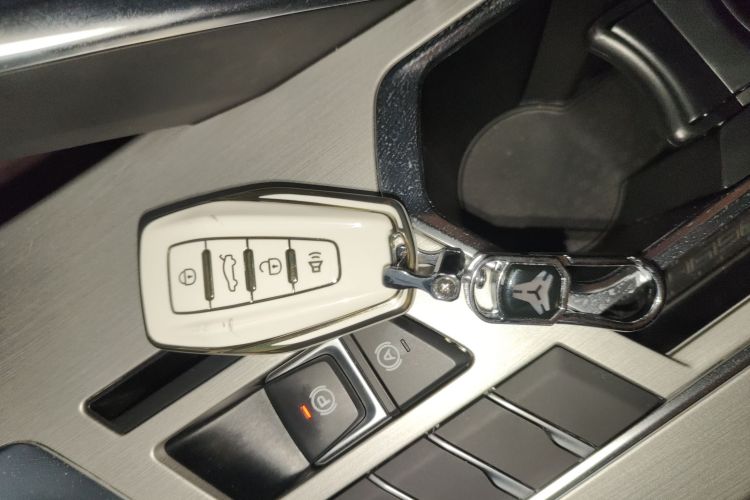 GEELY Coolray 2024 #12 GEELY Coolray 2024 car image #12