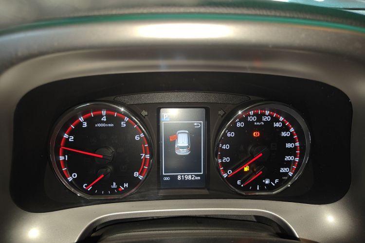 RAV4 2016 immagine di auto #12