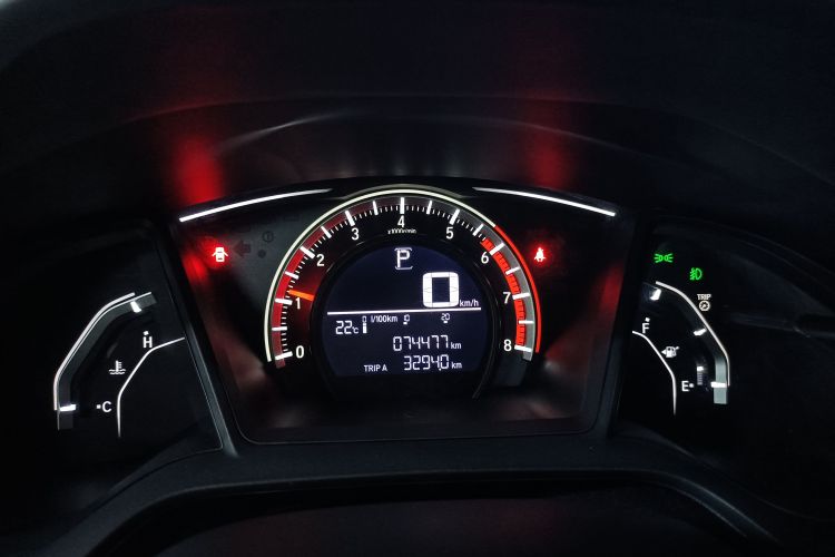 Honda Civic 2017 car image #12