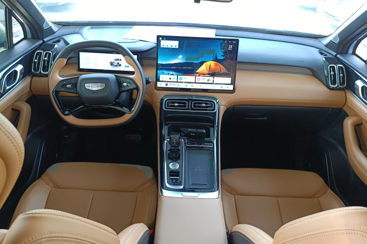 GEELY Boyue L 2025 #12 GEELY Boyue L 2025 car image #12