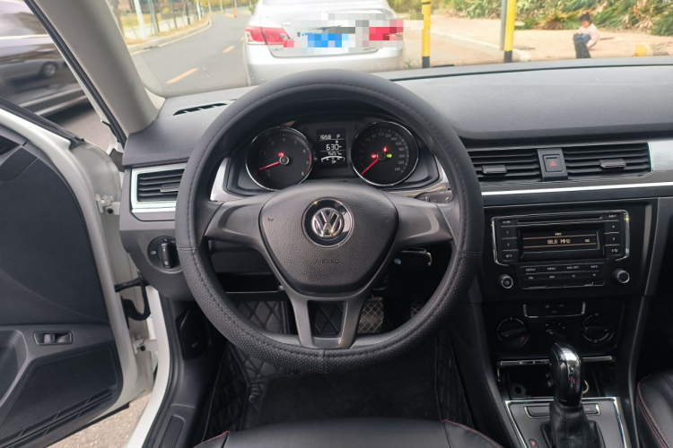 Volkswagen Bora 2019 #12 Volkswagen Bora 2019 car image #12
