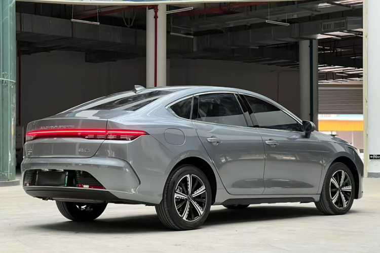 BYD Destroyer 05 2023 car image #12
