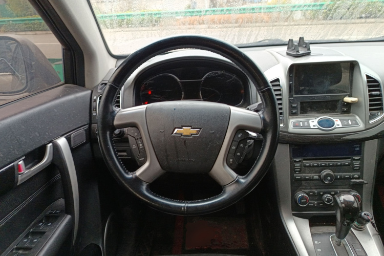 Chevrolet Captiva 2015 #12 Chevrolet Captiva 2015 car image #12