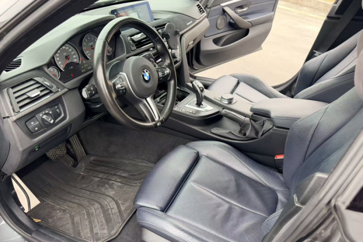 BMW 4 Series 2020 car image #12