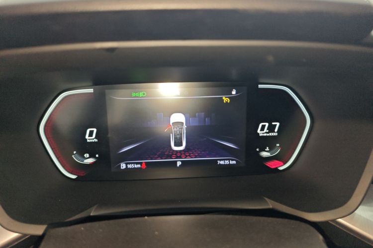 5 2021 immagine di auto #12
