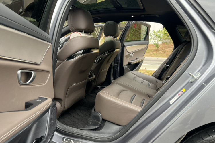 BYD Han 2021 car image #12