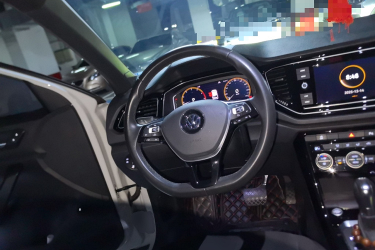 T-Roc 2019 #12 T-Roc 2019 car image #12