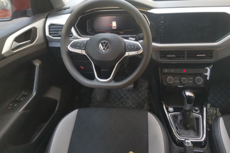 Tacqua 2021 car image #12
