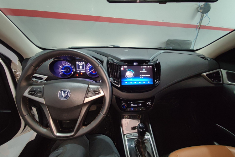 Changan Eado 2017 car image #12
