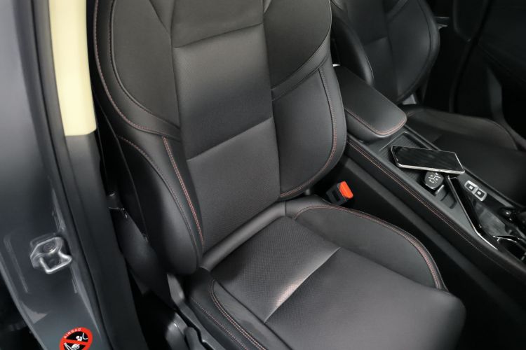 Lynk & Co 02 2019 car image #12