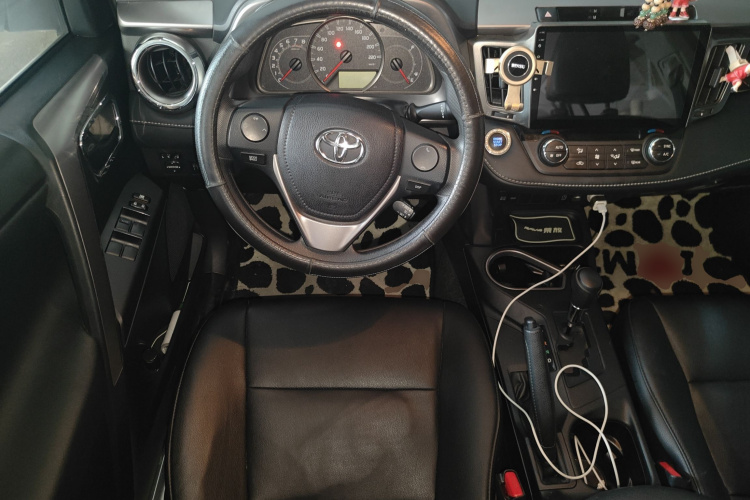 Toyota RAV4 2016 #12 Toyota RAV4 2016 car image #12