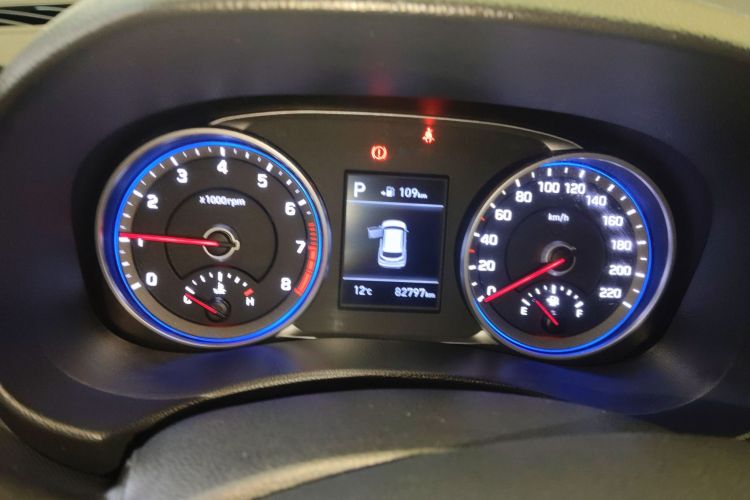 Hyundai ix25 2018 #12 Hyundai ix25 2018 car image #12