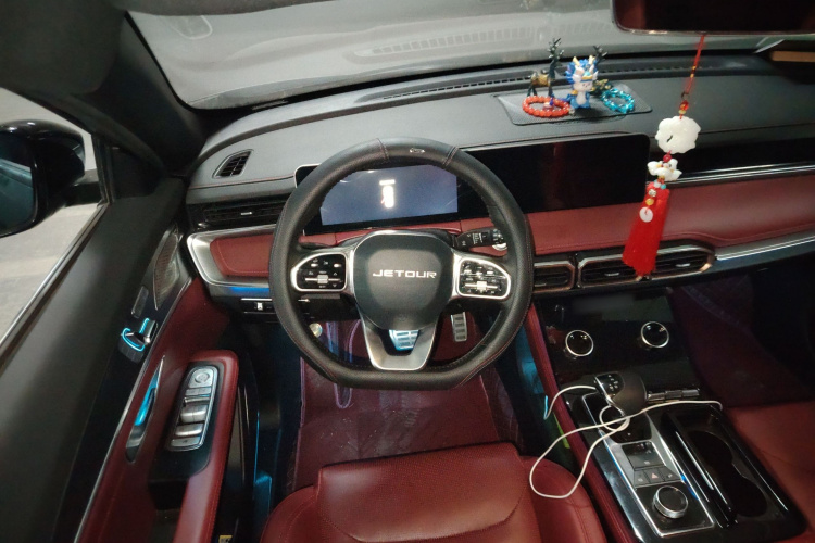 X70 PLUS 2022 car image #12