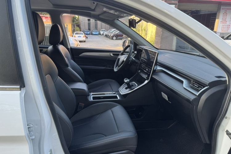 Haval M6 2021 immagine di auto #12
