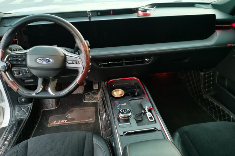 Ford Evos 2021 car image #12