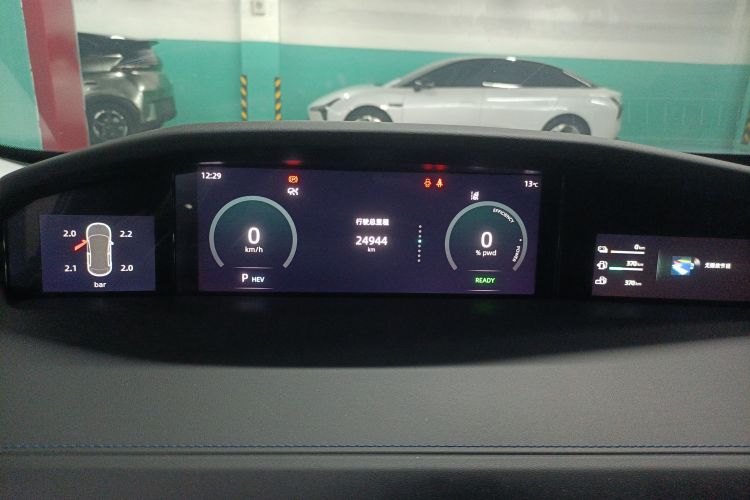 Changan UNI-K iDD 2022 car image #12