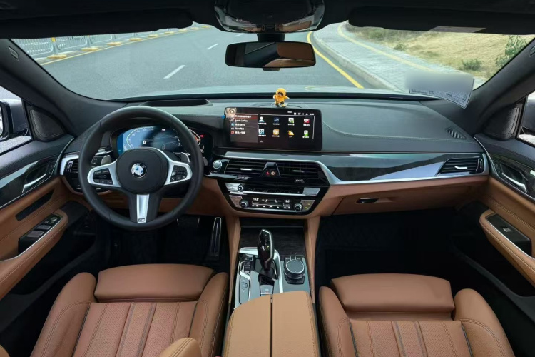 BMW 6 Series GT 2024 #12 BMW 6 Series GT 2024 immagine di auto #12