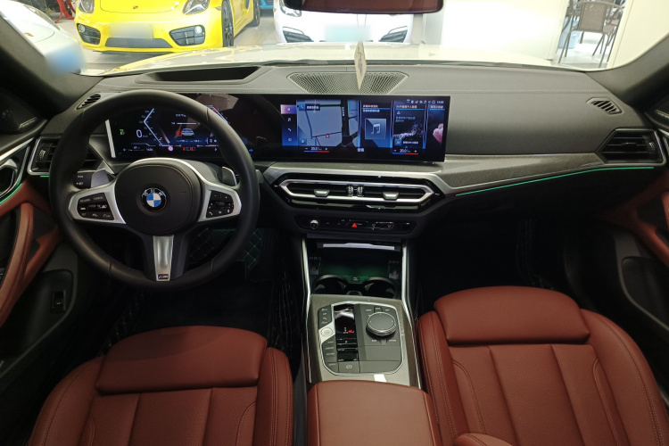 BMW 4 Series 2024 car image #12