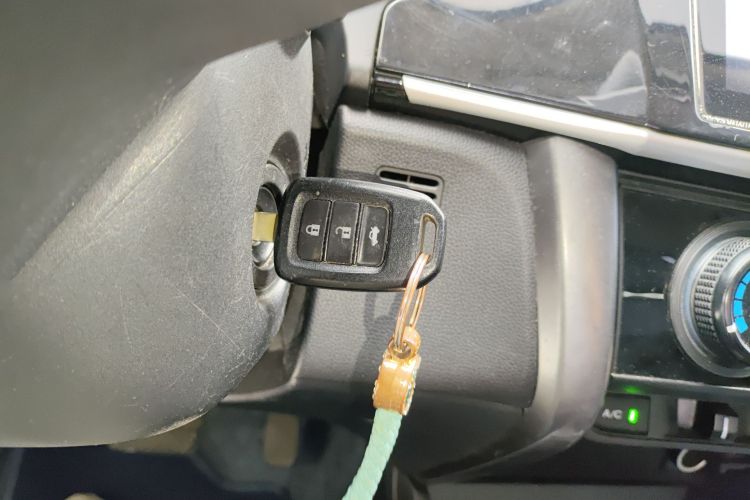 Honda Greiz 2018 car image #12