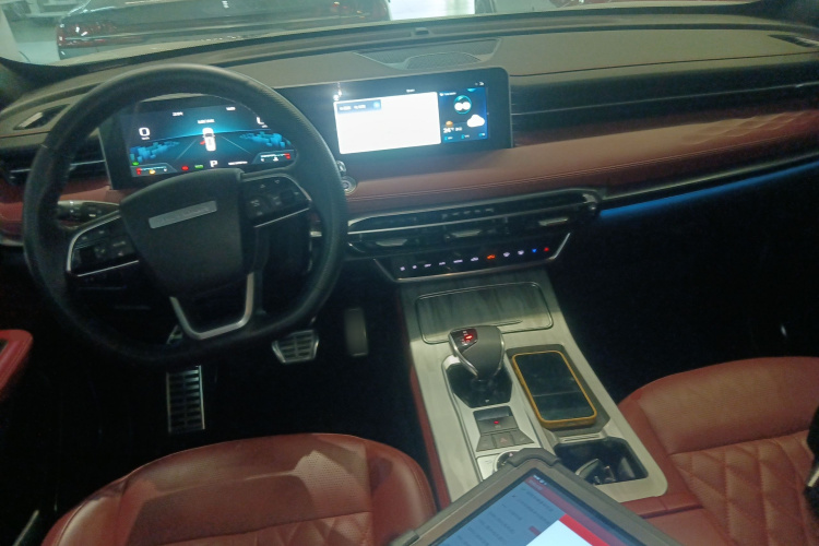 Jetour X70 PLUS 2023 #12 Jetour X70 PLUS 2023 car image #12