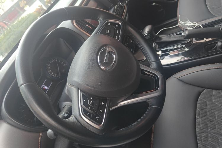 GAC Trumpchi GS3 2020 #12 GAC Trumpchi GS3 2020 car image #12