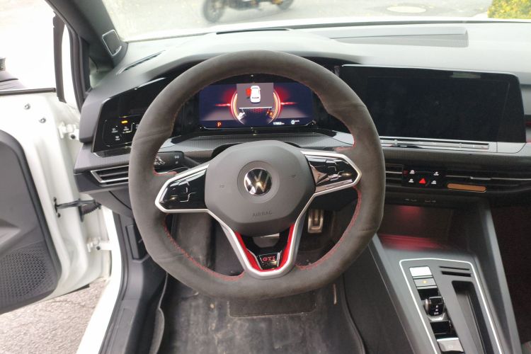 Volkswagen GolfGTI 2024 #12 Volkswagen GolfGTI 2024 car image #12