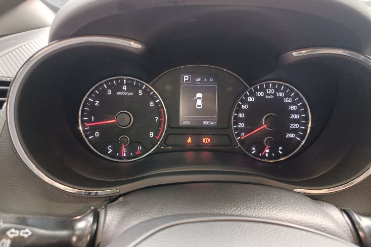 Kia 2017 car image #12