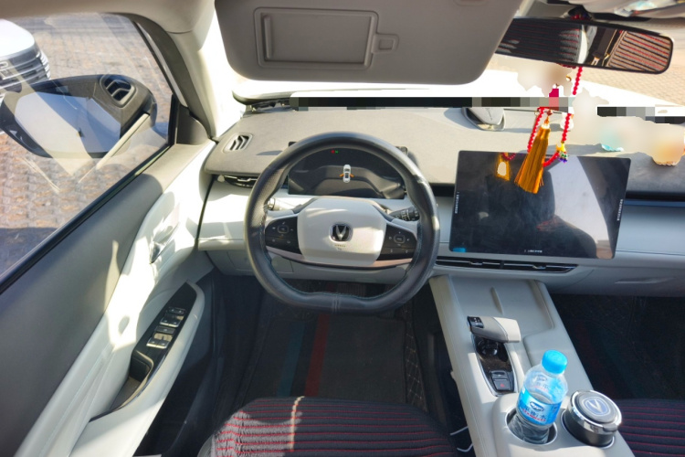 Changan UNI-Z PHEV 2024 #12 Changan UNI-Z PHEV 2024 immagine di auto #12