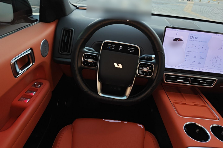 Li L6 2024 car image #12