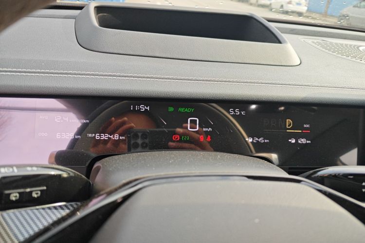 哪吒汽车 哪吒S猎装 2025 汽车图片 #12