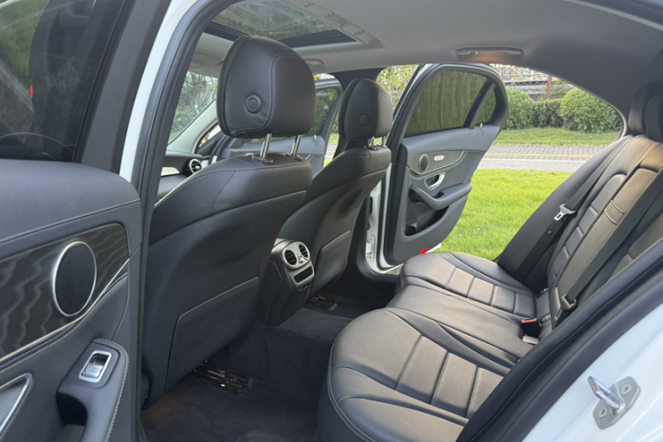 Mercedes-Benz C Class 2020 car image #12