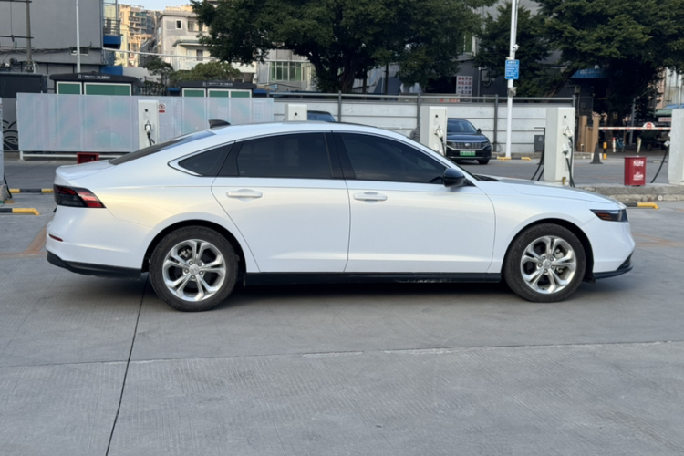Honda Accord 2023 car image #12