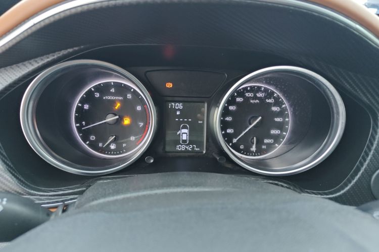 众泰 众泰T300 2018 汽车图片 #12