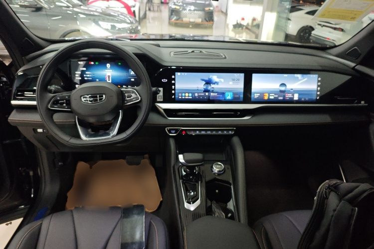 GEELY Monjaro 2025 car image #12