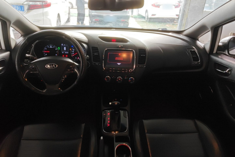 Kia K3 2017 #12 Kia K3 2017 car image #12