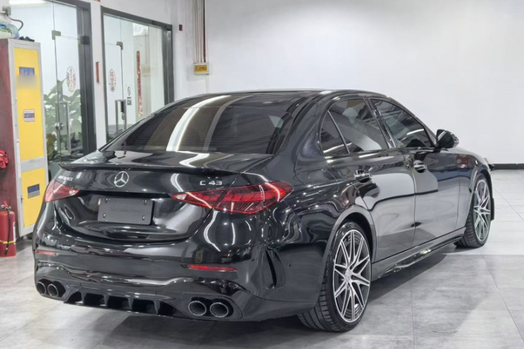 Mercedes-Benz C AMG 2024 immagine di auto #12