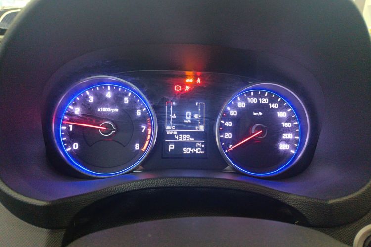 Hyundai ix25 2018 #12 Hyundai ix25 2018 car image #12