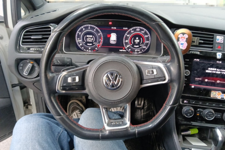 Volkswagen GolfGTI 2017 #12 Volkswagen GolfGTI 2017 car image #12
