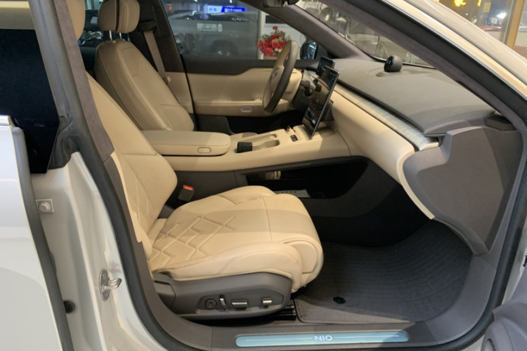 蔚来 蔚来ET7 2022 汽车图片 #12