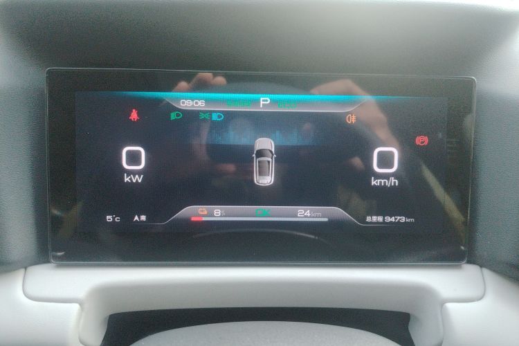 BYD YuanUP 2025 #12 BYD YuanUP 2025 car image #12